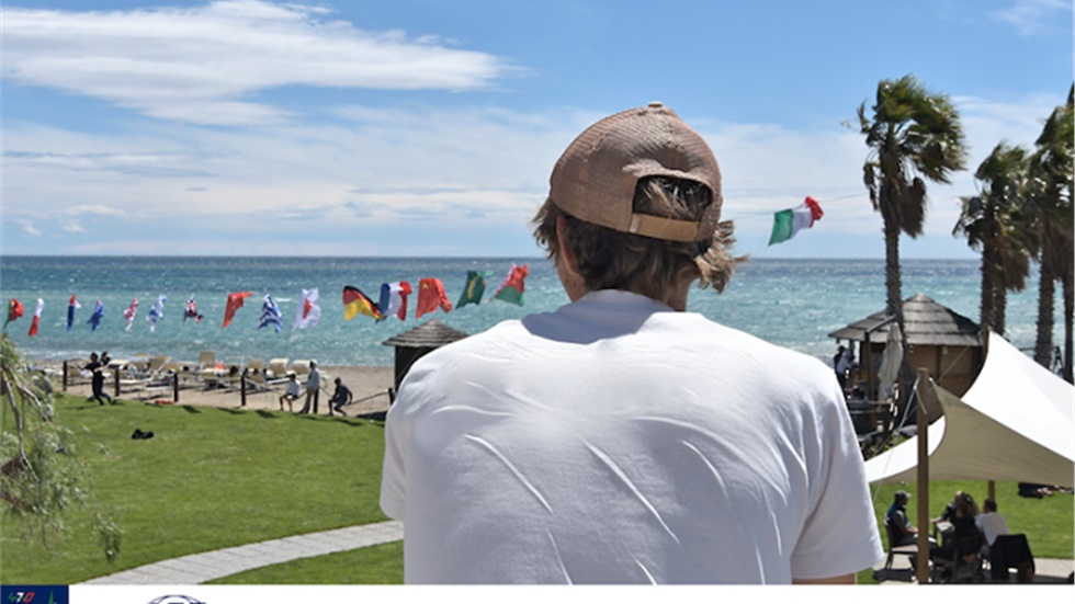 Too much wind in Sanremo, leaders move straight to the medal...