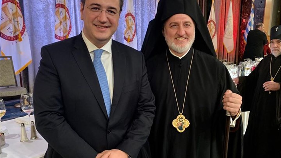 Απ. Τζιτζικώστας: Κορυφαία στιγμή για την ομογένεια η ανάληψη...
