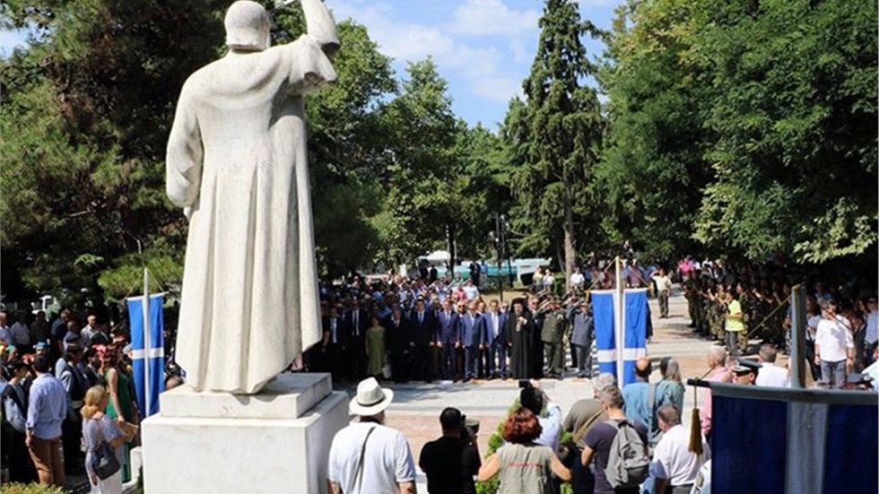 Ο Απόστολος Τζιτζικώστας στις εκδηλώσεις για την 106η επέτειο...