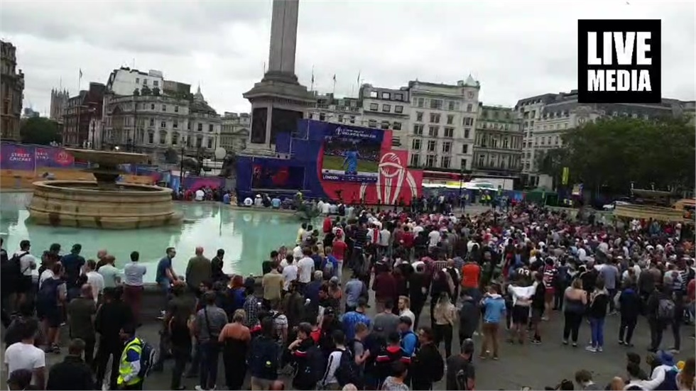 Trafalgar Square: Hundreds of people are watching the Cricket...