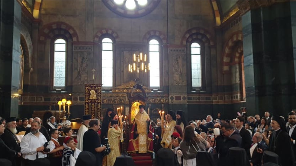 Ενθρόνιση νέου Αρχιεπισκόπου Θυατείρων και Μεγάλης Βρετανίας