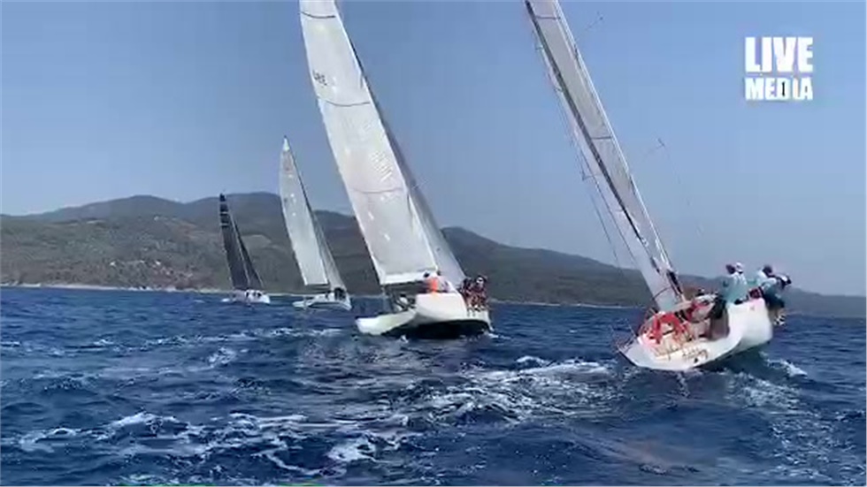 Δεύτερη εκκίνηση για την ιστιοδρομία όρτσα πρίμα για το Κύπελλο...