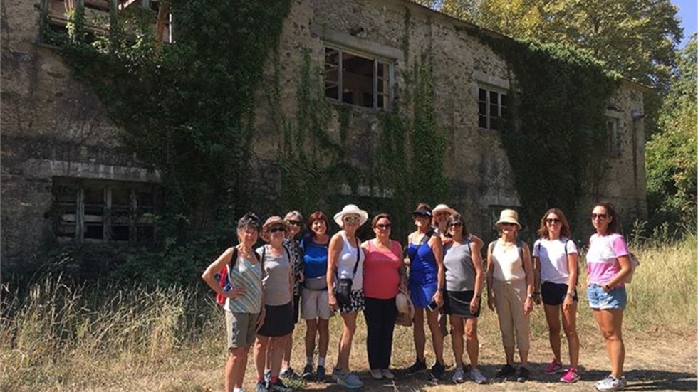 Προσκύνημα στη Μόρνα  ΝΟΣΤΑΛΓΩΝΤΑΣ ΤΗΝ ΠΑΤΡΙΔΑ    Αρχές του μεσοπολέμου....