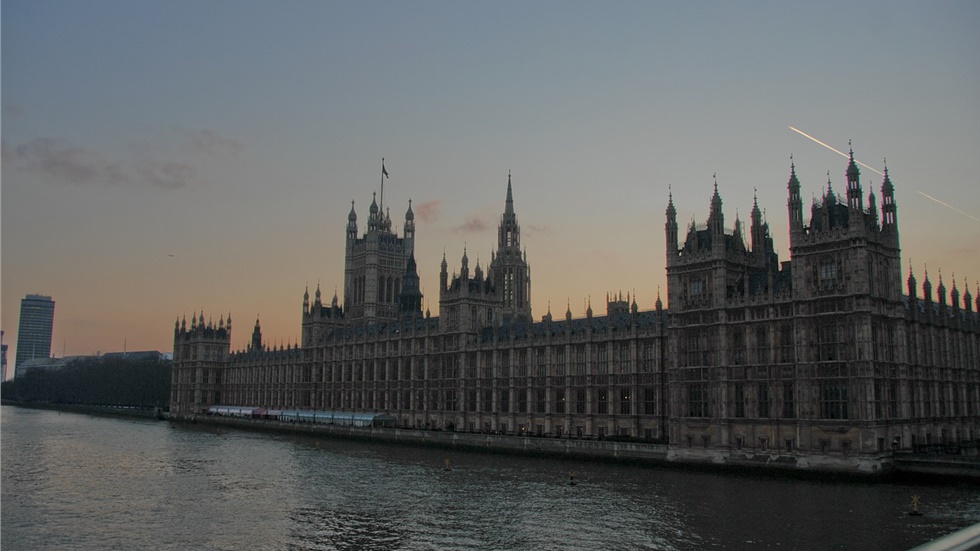 Brexit: Τι ακριβώς σημαίνει η αναστολή λειτουργίας του κοινοβουλίου...
