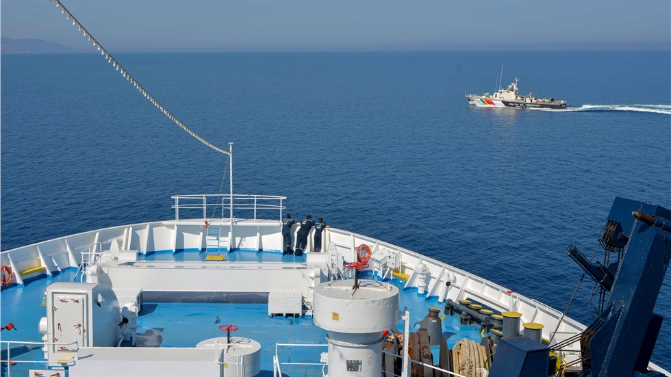 Τραγωδία στις Οινούσσες: Επτά οι νεκροί από την ανατροπή λέμβου...