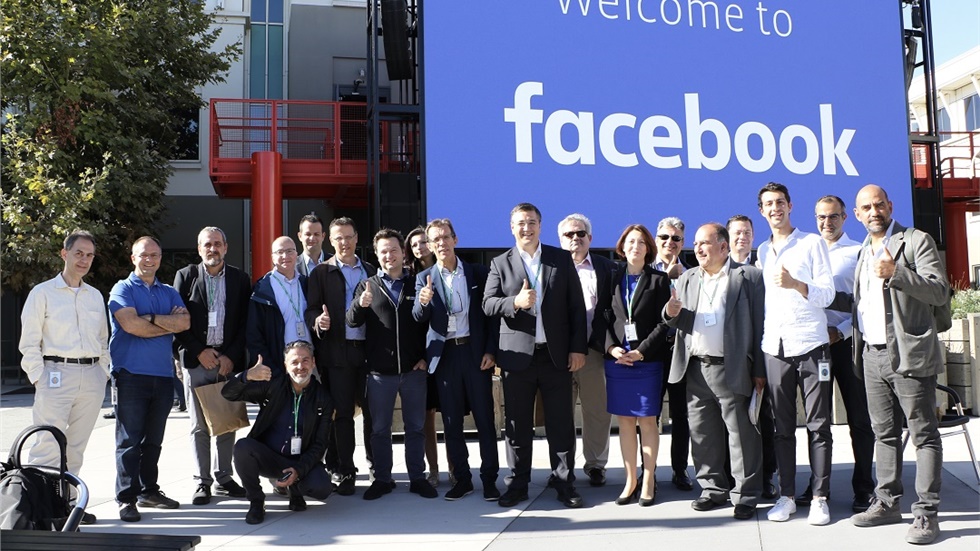 Πρόταση στη Facebook να λειτουργήσει παράρτημα στη Θεσσαλονίκη