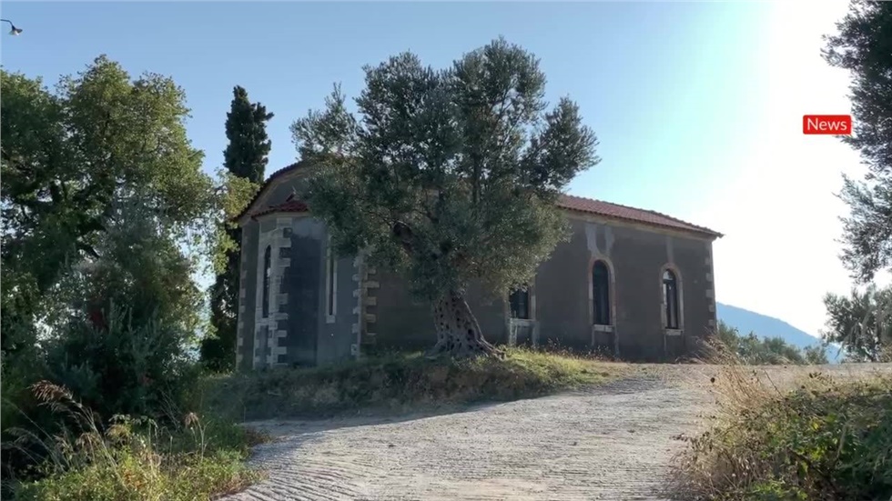 Κυριακάτικο απομεσήμερο στον Άγιο Γρηγόρη του χωριού. 