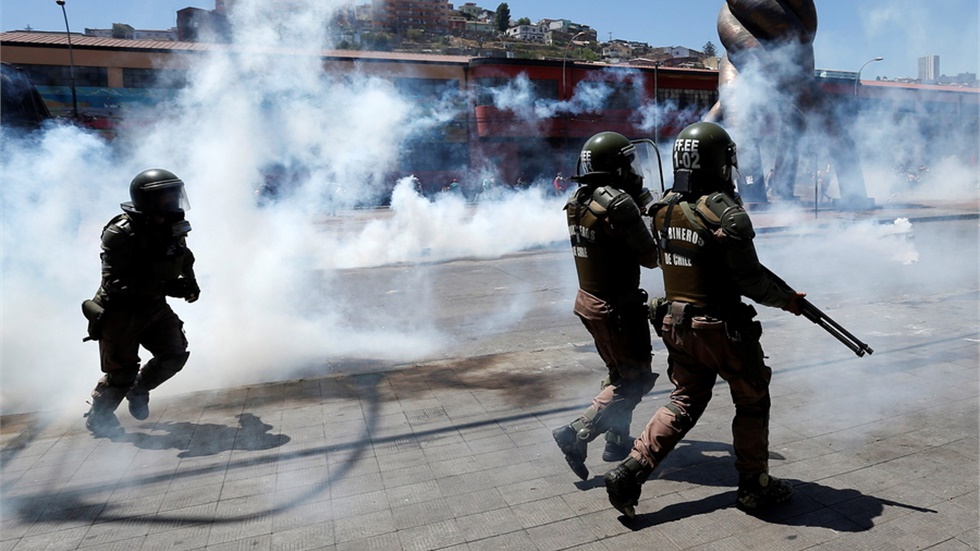 Χιλή: Αυξάνονται οι καταγγελίες για παραβιάσεις των ανθρωπίνων...