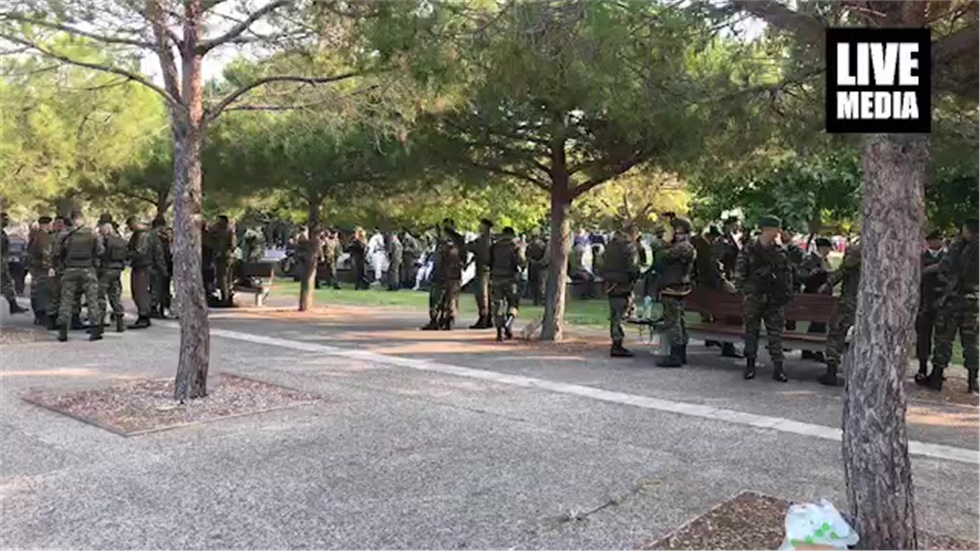 28η Οκτωβρίου . Προετοιμασία για τη μεγάλη Στρατιωτική Παρέλαση....