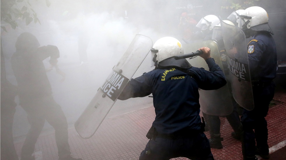 Ένταση στο Σύνταγμα μετά τη λήξη του φοιτητικού συλλαλητηρίου