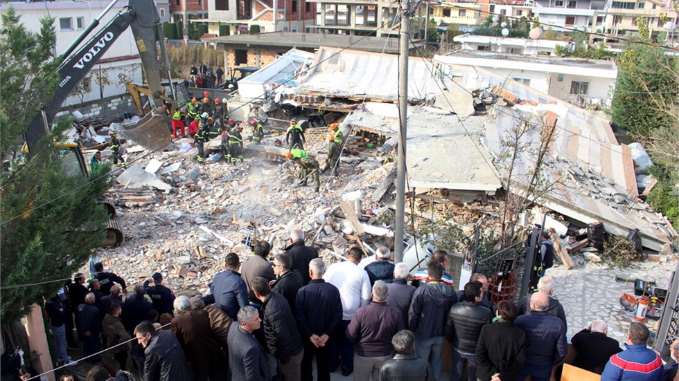 Τους 40 έφτασαν οι νεκροί από τον σεισμό στην Αλβανία
