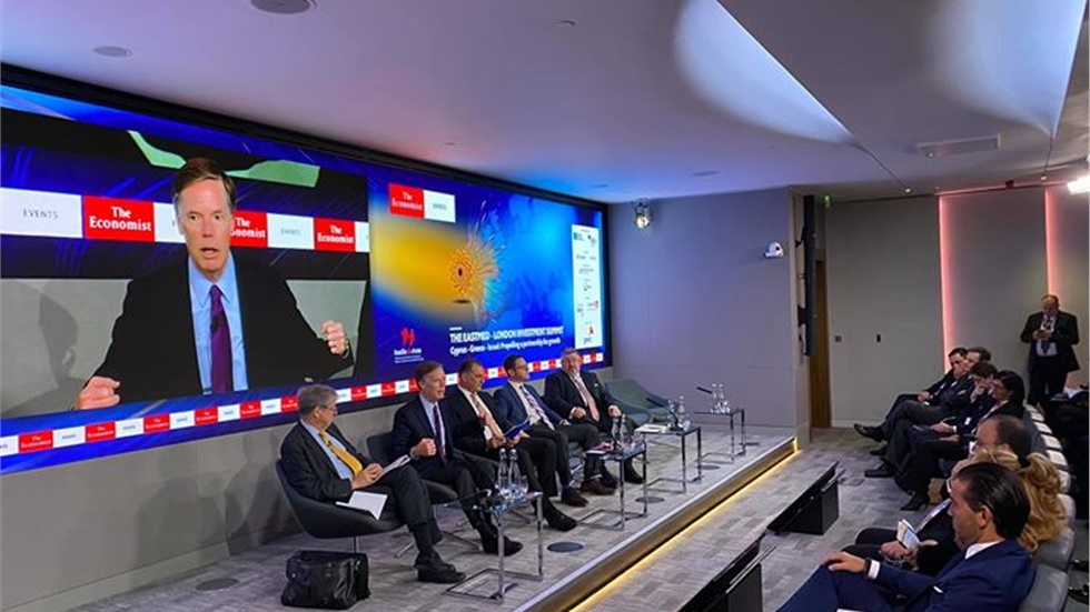Σε πλήρη εξέλιξη βρίσκεται η εκδήλωση του Economist στο Λονδίνο...