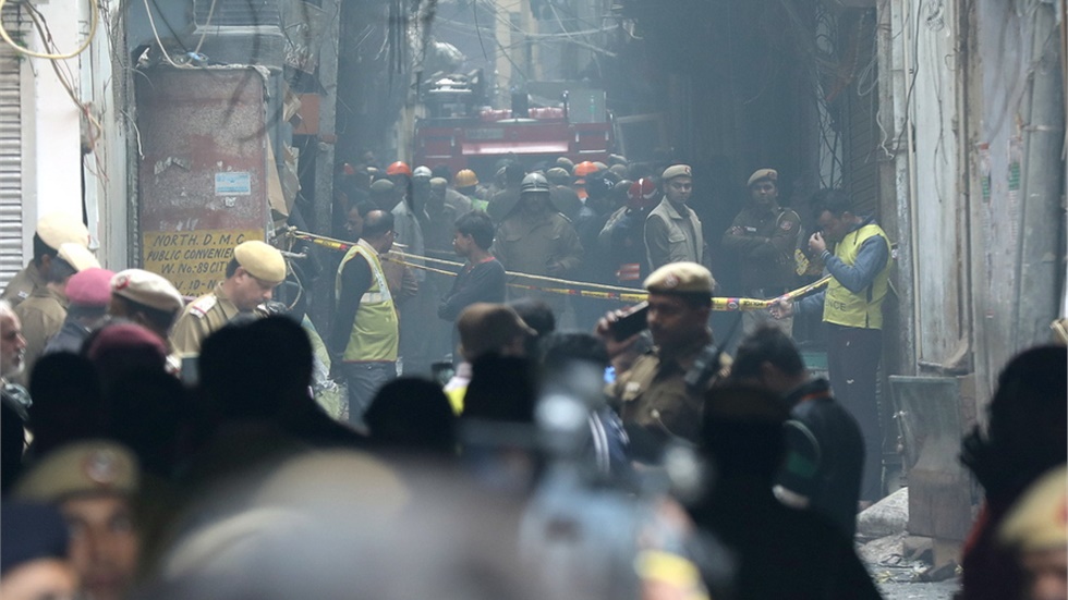 Τουλάχιστον 43 νεκροί από πυρκαγιά σε εργοστάσιο στο Νέο Δελχί