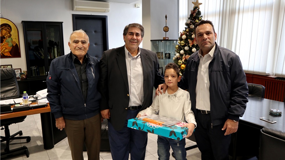 Οκτάχρονος «Αϊνστάιν» από την Πέλλα, εντυπωσιάζει με τις επιδόσεις...
