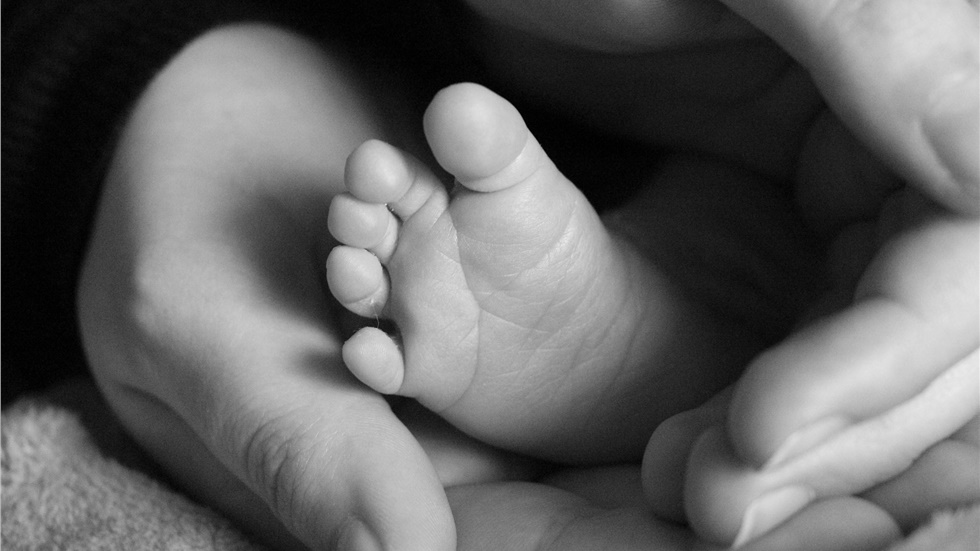 Τα Χριστούγεννα η μέρα με τις λιγότερες γεννήσεις του έτους