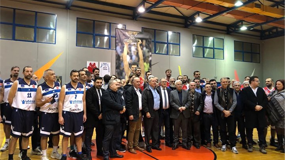 Το Κλειστό γήπεδο της Σταυρούπολης  πήρε το όνομα «Λάζαρος Παπαδόπουλος»....