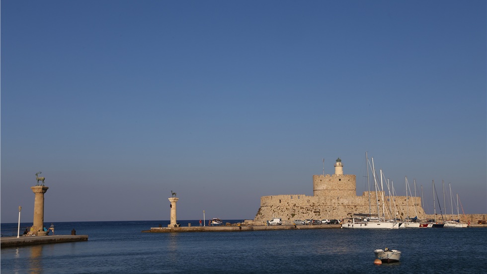 Παραδόσεις και έθιμα της Πρωτοχρονιάς στα Δωδεκάνησα