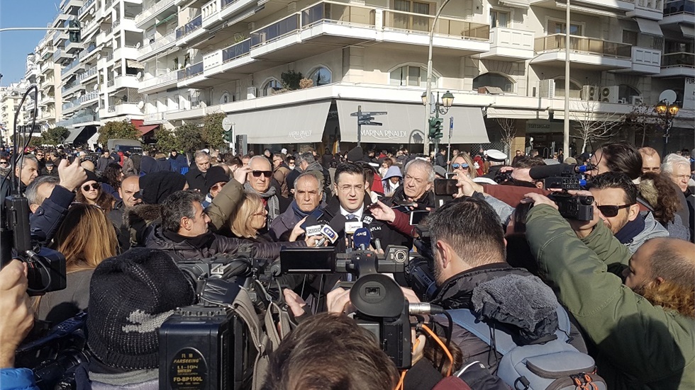 Απ. Τζιτζικώστας: Καλή φώτιση σε όλους μας για να αντιμετωπίσουμε τις προκλήσεις που έχουμε μπροστά μας