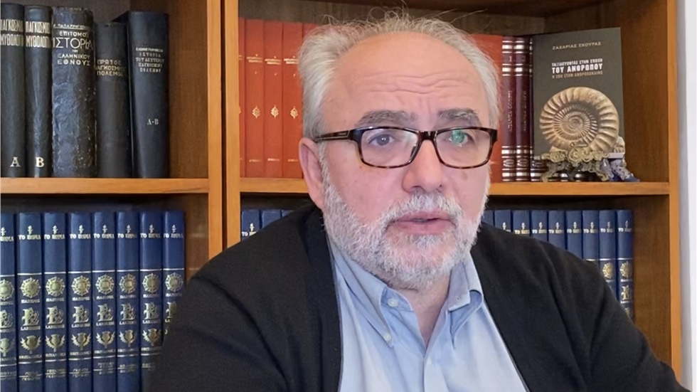 Ζαχαρίας Σκούρας: Ταξιδεύοντας στην εποχή του ανθρώπου