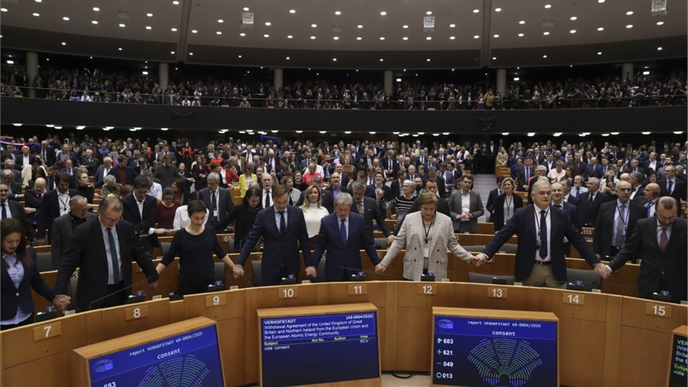 «Θα μας λείψετε», δήλωσε η πρόεδρος της Κομισιόν προς τους Βρετανούς...