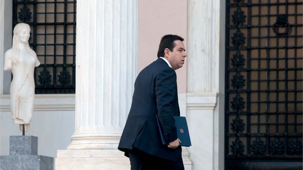 Ν. Μηταράκης: Η αποσυμφόρηση των νησιών μας είναι η υπ' αριθμόν...