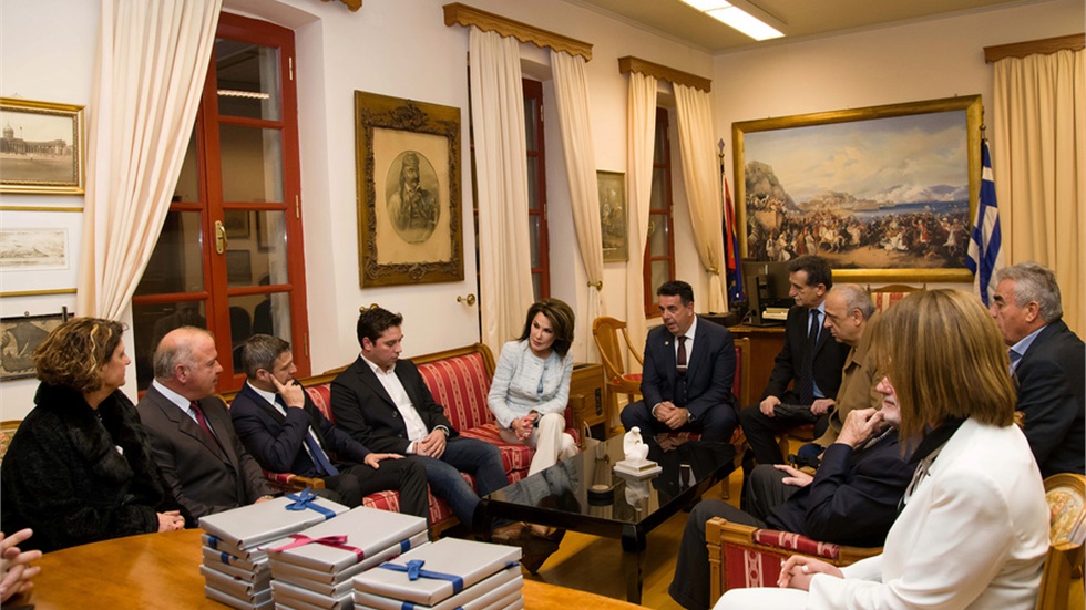 Διευρύνθηκε η Επιτροπή «Ελλάδα 2021» - Τη σχετική απόφαση υπέγραψε...