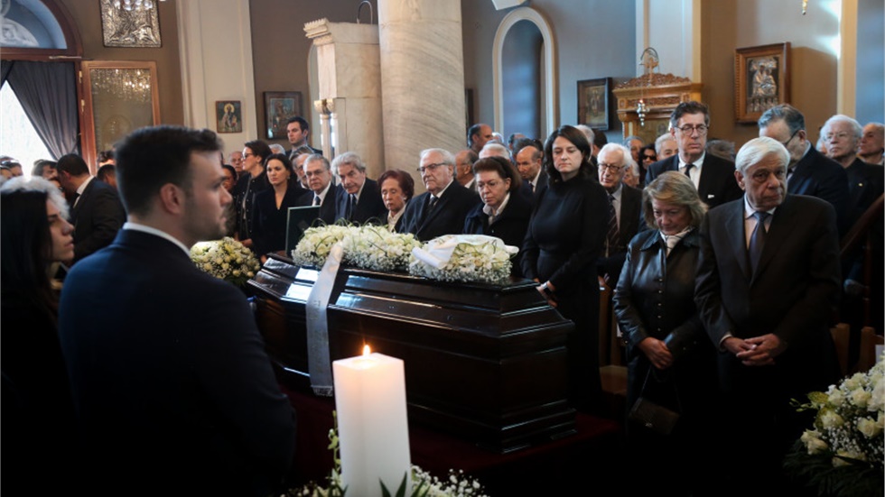 	Το τελευταίο αντίο στην Κική Δημουλά