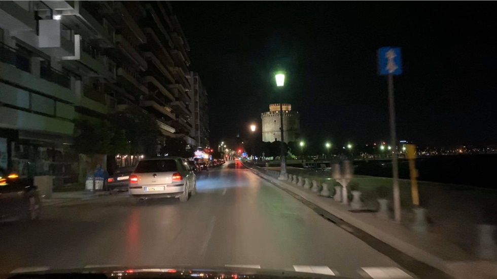 Έρημοι δρόμοι: Κρύο ή Κορωνοϊός;