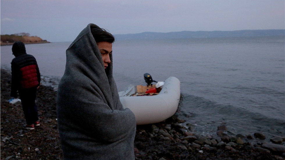 Τουλάχιστον 220 πρόσφυγες και μετανάστες έφθασαν κατά τη διάρκεια...