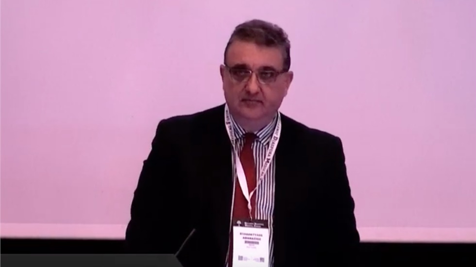 Αθ. Εξαδάκτυλος: «Οι 2-3 χιλιάδες που φέρουν τον ιό χωρίς να...