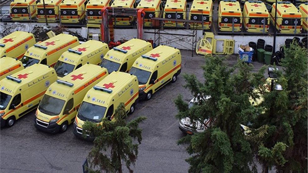 Τεχνική Υποστήριξη των ασθενοφόρων του ΕΚΑΒ.  H ελληνική αντιπροσωπεία...