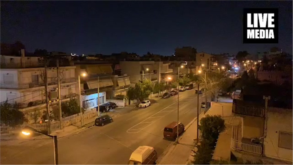 Σε κεντρικό δρόμο του Περιστερίου αυτή την ώρα, στην Κύπρου προς...