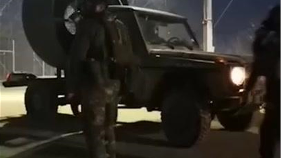 To στρατιωτικό πυροσβεστικό όχημα «ΔΑΥΙΔ» σε επιχείρηση στα σύνορα...