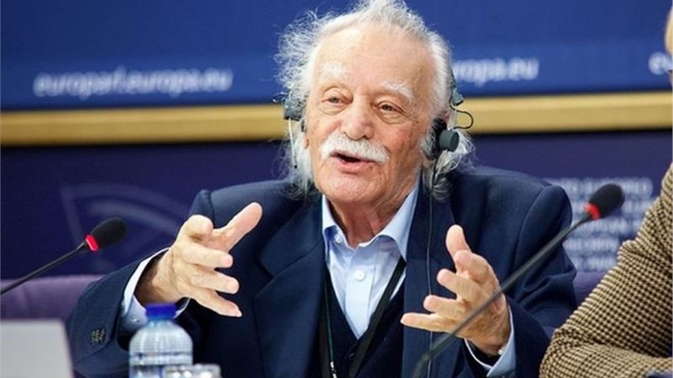 Να δοθεί τιμητικά το όνομα «Μανώλης Γλέζος» σε αίθουσα της Ευρωβουλής