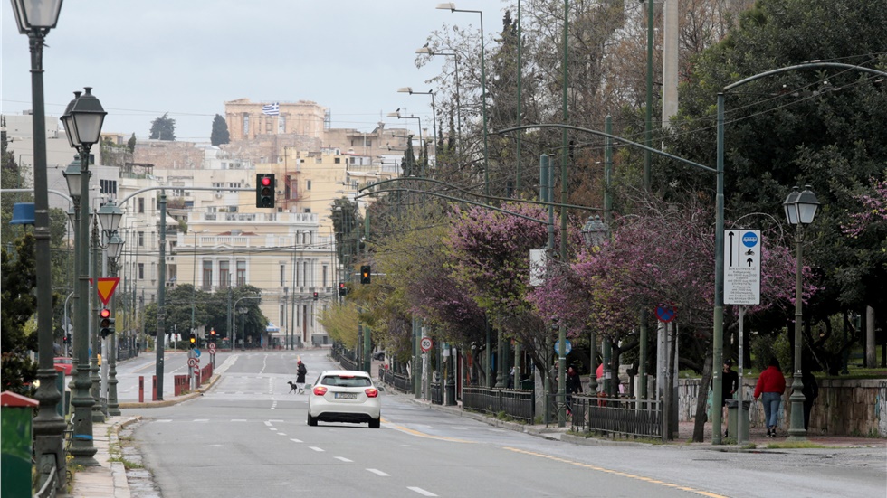 Times του Λονδίνου: Οι Έλληνες στηρίζουν τα μέτρα κατά του κορωνοϊού...
