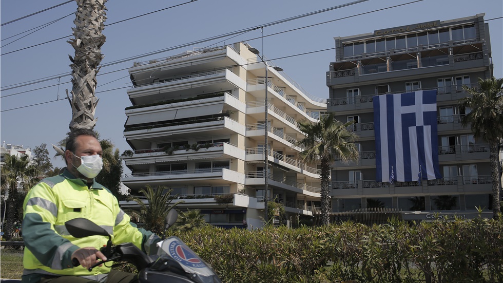 Guardian: Πώς η Ελλάδα κερδίζει τη μάχη του κορωνοϊού	