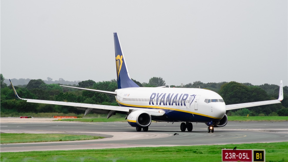 Η Ryanair δεν θα αρχίσει ξανά πτήσεις, αν μένει άδειο το μεσαίο...