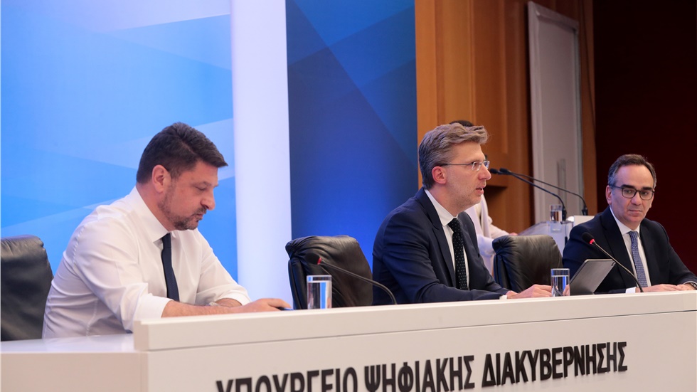 Κορωνοϊός: Οι τρεις άξονες της μετάβασης στην επόμενη φάση