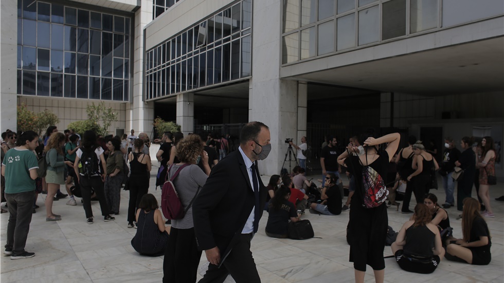 Ισόβια και 15 χρόνια κάθειρξη στους δύο κατηγορούμενους για την...