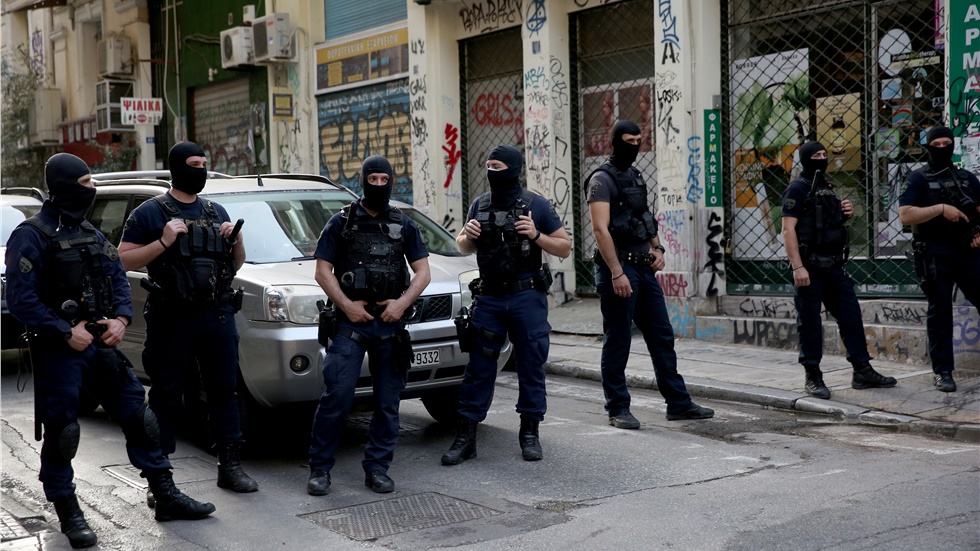 Εκκένωση κτιρίου που τελούσε υπό κατάληψη στην οδό Θεμιστοκλέους...