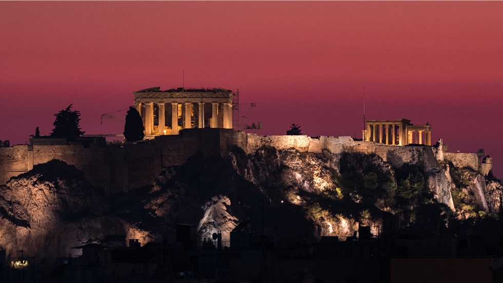 Le Figaro: «Η Ακρόπολη είναι οπλισμένη για έναν τουρισμό συμβατό...