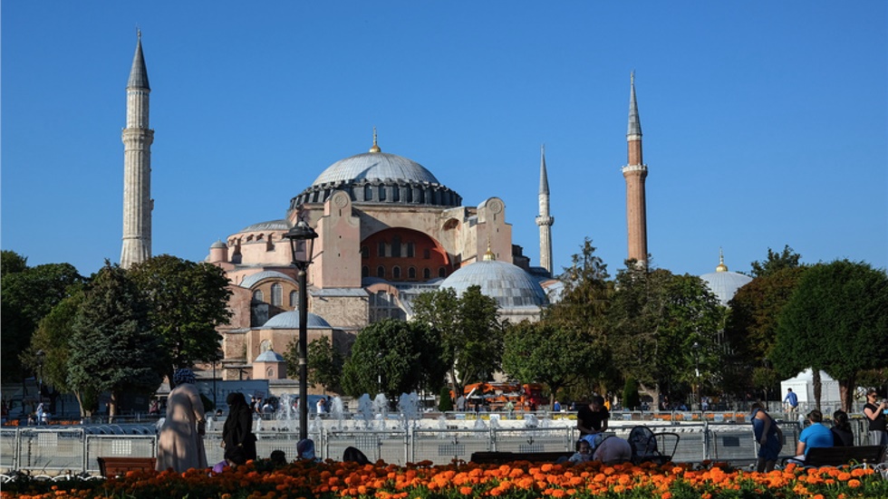 Πρώτη μουσουλμανική προσευχή σήμερα στην Αγία Σοφία μετά από...