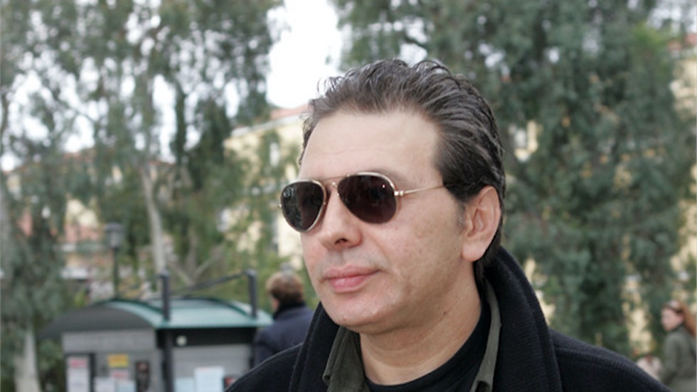 Άγνωστοι πυροβόλησαν και τραυμάτισαν τον δημοσιογράφο Στέφανο...