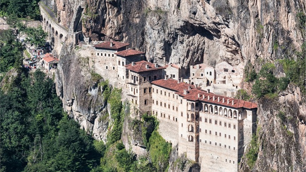 Ολοκληρώθηκαν οι εργασίες στην Παναγία Σουμελά - Επαναλειτουργεί...