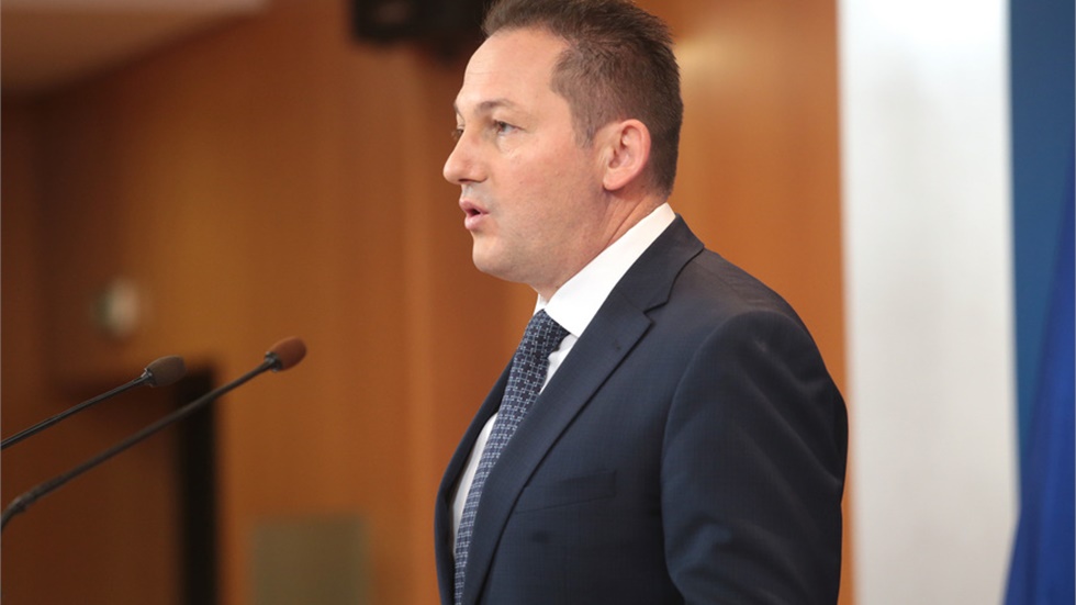 Στ. Πέτσας: Ομόφωνα η Επιτροπή Ειδικών αποφάσισε ότι είναι υποχρεωτική...