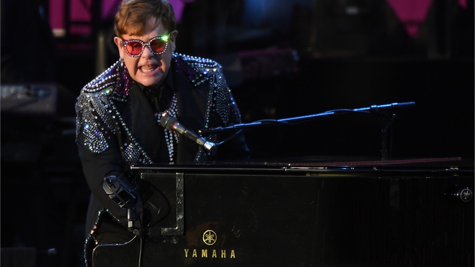 Έλτον Τζον: Η μοντέρνα ποπ δεν διαθέτει πραγματικά τραγούδια