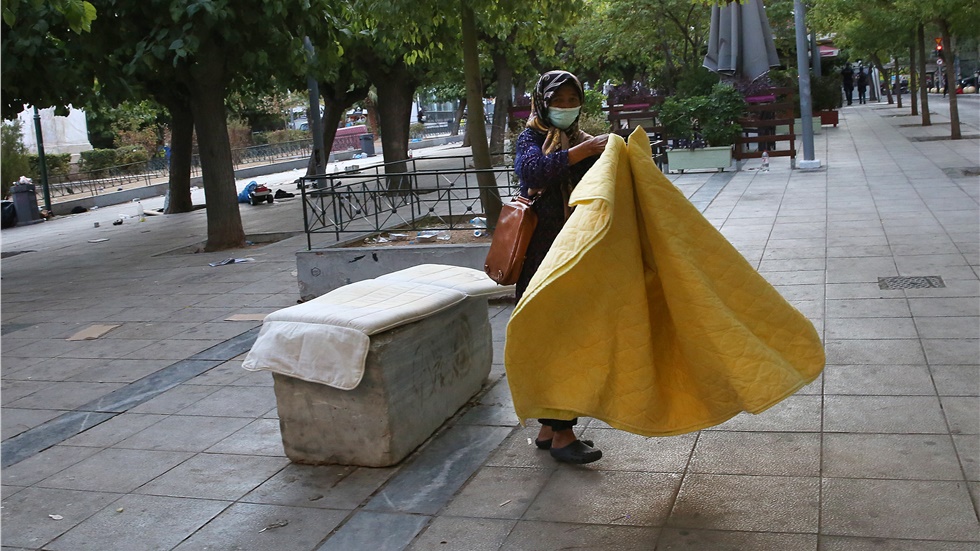 Επιχείρηση απομάκρυνσης προσφύγων και μεταναστών από την πλατεία...