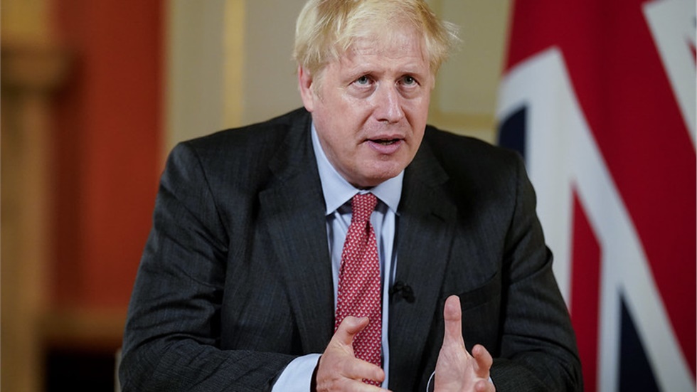 Βρετανία: Ο Μπ. Τζόνσον χαιρετίζει την επανέναρξη συνομιλιών...