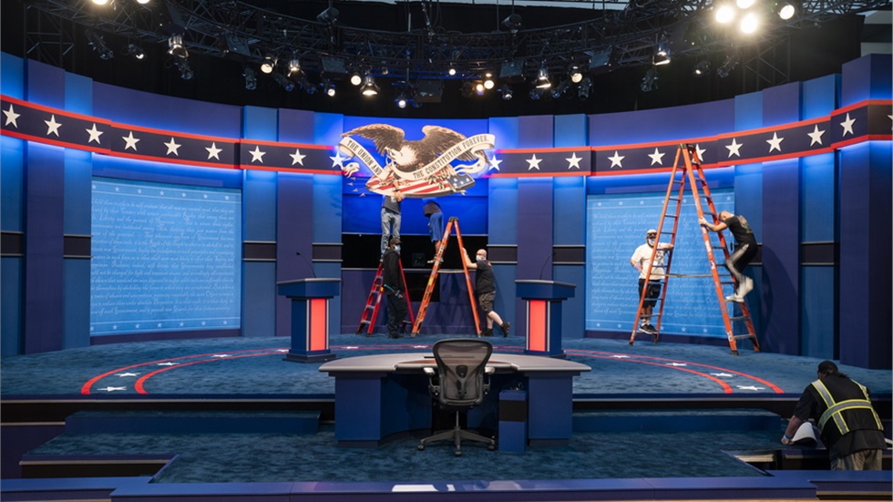 Πρώτη τηλεμαχία του Τραμπ με τον Μπάιντεν σήμερα στη σκιά του...