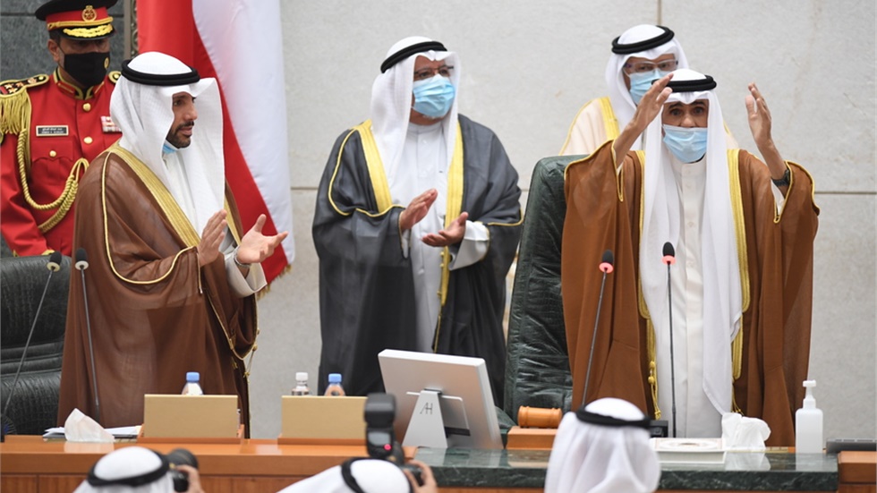 Κουβέιτ: Ενθρονίσθηκε ο νέος εμίρης της χώρας, μετά τον θάνατο...